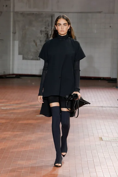 Look 27